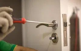 Locksmith Master Shop North Haven, CT 203-278-5070 - 5-Locks-Repair